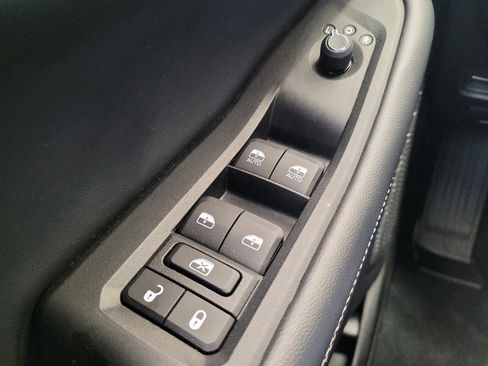Used 2023 Jeep Grand Cherokee Laredo w/ Luxury Tech Group I AWD/4WD image 27