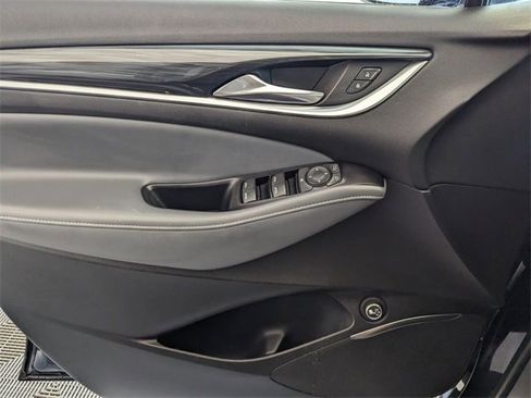 Used 2020 Buick Enclave Preferred image 30