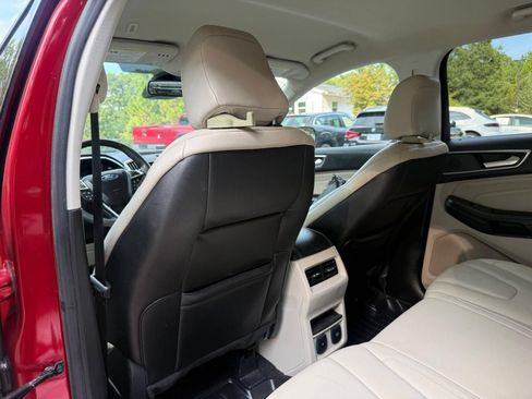 Used 2020 Ford Edge Titanium FWD image 30