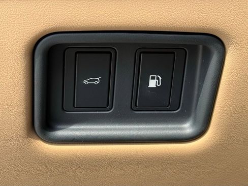 New 2025 Land Rover Range Rover SE AWD/4WD image 27