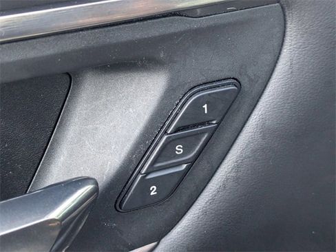 Certified 2021 RAM 1500 Limited w/ Body Color Bumper Group image 11