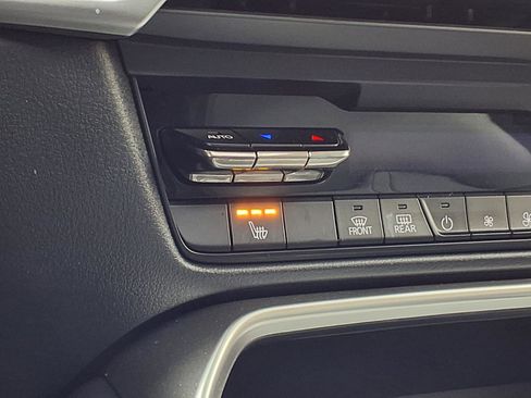 Used 2025 MAZDA CX-90 3.3 Turbo w/ Preferred Package image 5