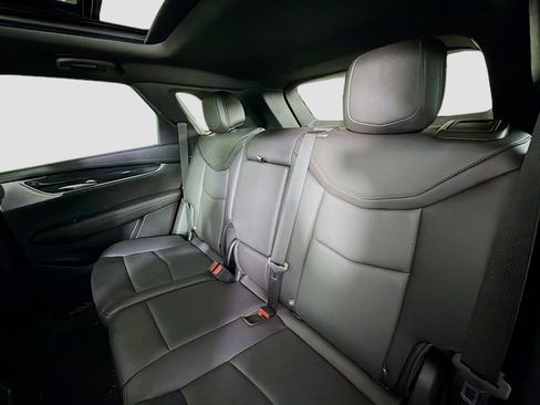 Used 2023 Cadillac XT5 Premium Luxury w/ Technology Package FWD image 27