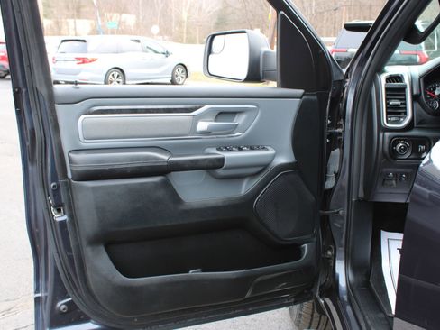 Used 2021 RAM 1500 Big Horn image 12