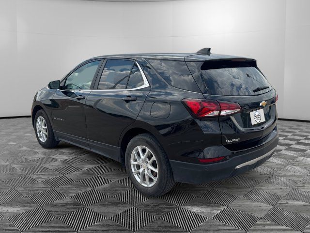 Used 2024 Chevrolet Equinox LT FWD image 3
