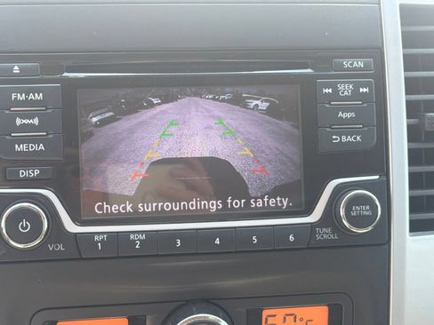 Used 2015 Nissan Frontier SV w/ SV Value Truck Package AWD/4WD image 23