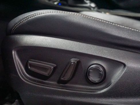 Certified 2023 Toyota Corolla Cross XLE w/ Black Badges Package (TMS) image 23