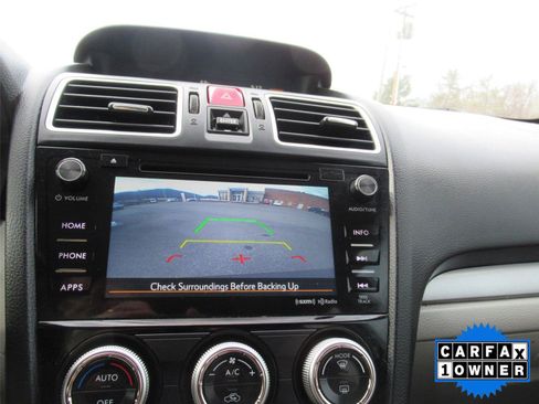 Used 2017 Subaru Forester 2.5i Premium image 14