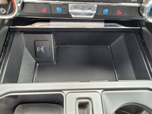 Used 2021 Ford F150 Lariat AWD/4WD image 23