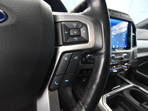 Used 2022 Ford F250 Platinum AWD/4WD image 14