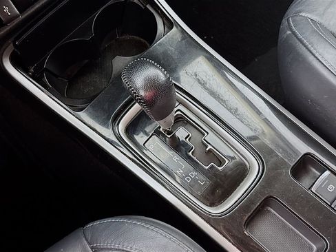 Used 2020 Mitsubishi Outlander SEL image 16