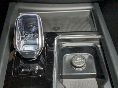 New 2026 Volvo XC60 B5 Plus w/ Protection Package Premier image 23