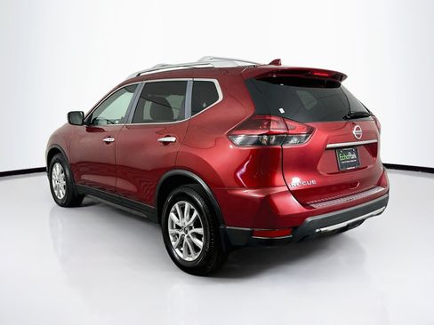Used 2018 Nissan Rogue SV FWD image 5