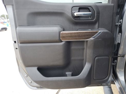 Used 2021 Chevrolet Silverado 1500 LT Trail Boss w/ LT Trail Boss Premium Package image 14