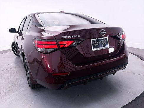Used 2024 Nissan Sentra SV FWD image 8