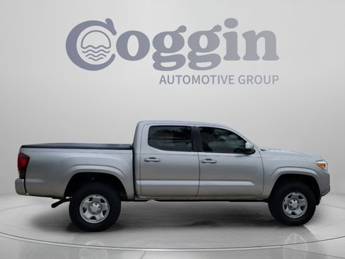 Used 2021 Toyota Tacoma SR w/ SR Convenience Package RWD image 4