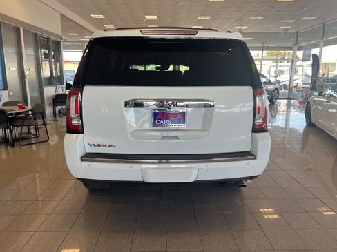 Used 2019 GMC Yukon Denali w/ Denali Ultimate Package image 8