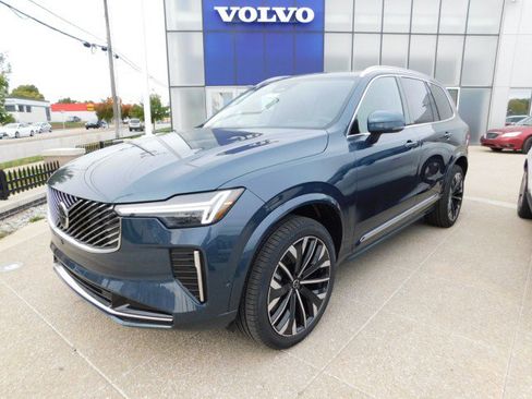 New 2026 Volvo XC90 B6 Plus w/ Protection Package image 1