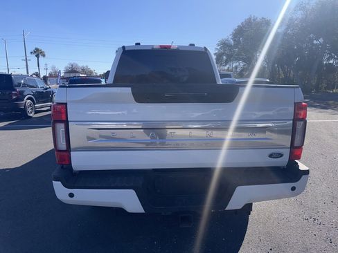 Used 2022 Ford F350 Platinum w/ FX4 Off-Road Package image 5
