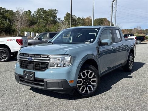 Used 2022 Ford Maverick Lariat w/ Lariat Luxury Package image 1