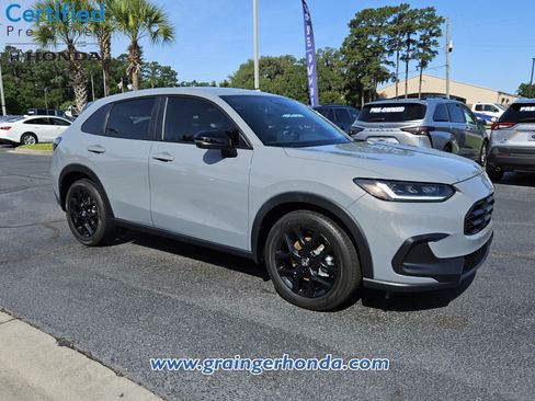 Certified 2025 Honda HR-V Sport image 7