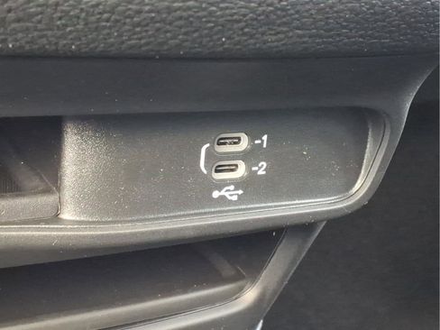 New 2026 Chrysler Pacifica Select image 22