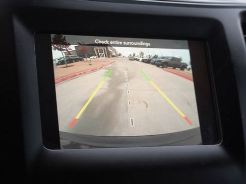 Used 2021 Jeep Cherokee Latitude Lux image 24