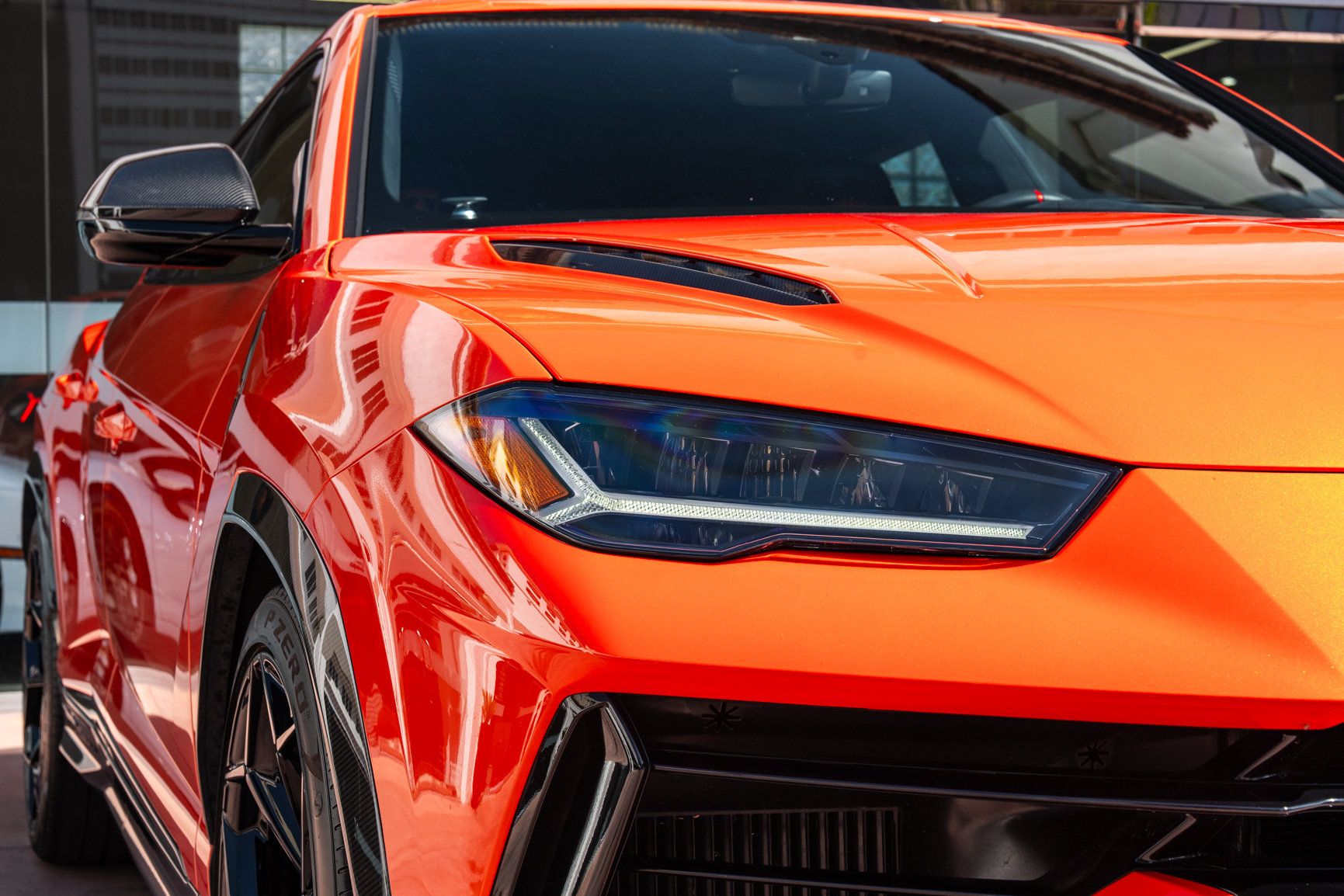 Used 2024 Lamborghini Urus Performante AWD/4WD image 11