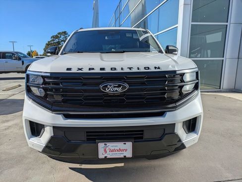 New 2025 Ford Expedition Platinum w/ Stealth Performance Package image 8
