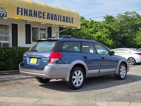 Used 2009 Subaru Outback 2.5i Special Edition AWD/4WD image 3