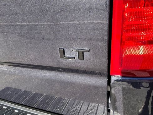 Used 2023 Chevrolet Silverado 1500 LT image 28