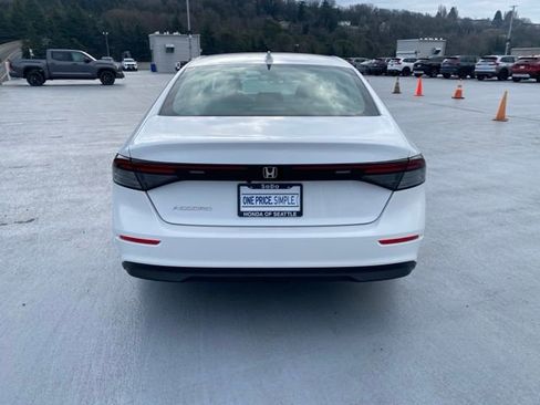 Used 2024 Honda Accord EX image 11