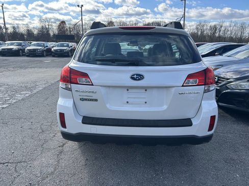 Used 2013 Subaru Outback 2.5i image 5