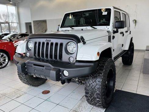 Used 2018 Jeep Wrangler Unlimited Sport image 27