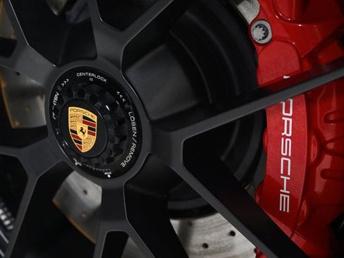 Certified 2026 Porsche 911 Carrera 4 GTS image 33