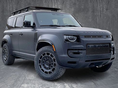 New 2026 Land Rover Defender 110 image 2