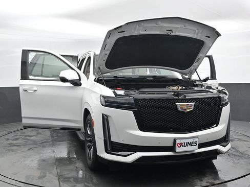Used 2023 Cadillac Escalade Sport Platinum image 55