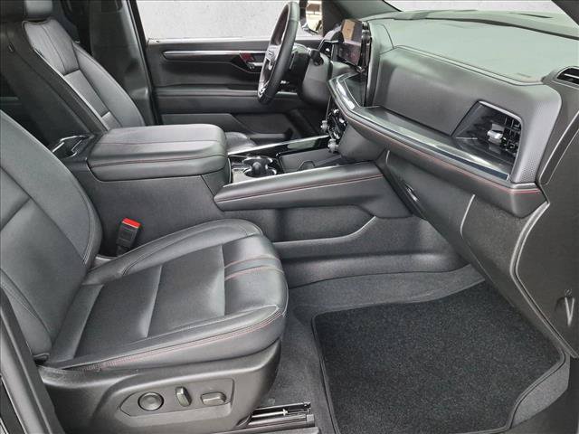 Used 2025 Chevrolet Tahoe RST w/ Comfort Package RWD image 21