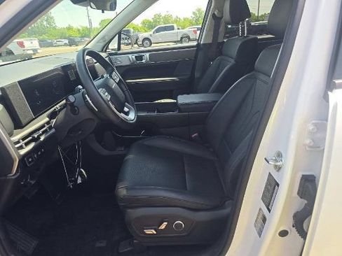 Used 2026 Hyundai Santa Fe SEL AWD/4WD image 2
