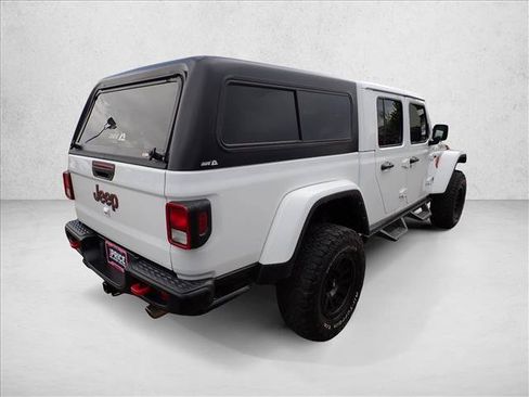 Used 2022 Jeep Gladiator Rubicon w/ Cold Weather Group AWD/4WD image 4