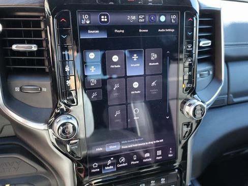 Used 2025 RAM 2500 Laramie w/ Night Edition image 24