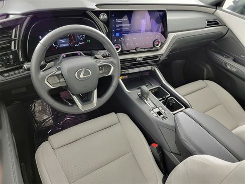 Used 2025 Lexus TX 350 AWD image 39