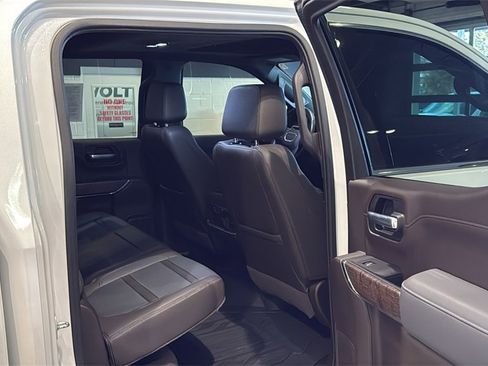 Used 2021 GMC Sierra 1500 Denali w/ Denali Ultimate Package image 14