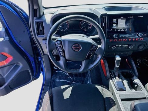 Certified 2025 Nissan Frontier Pro-X RWD image 15