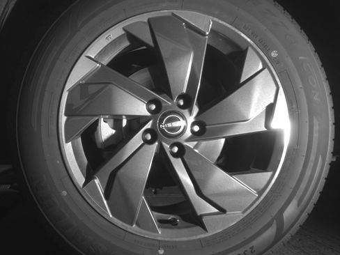 Used 2025 Nissan Rogue SV image 12