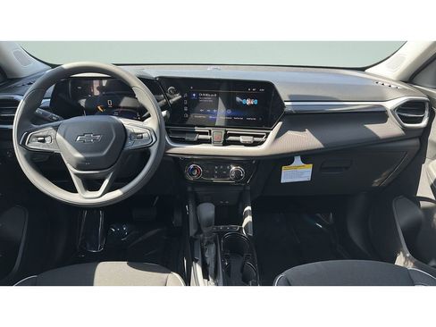 New 2026 Chevrolet TrailBlazer LT w/ Midnight Edition AWD/4WD image 9