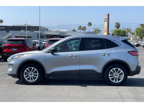 Used 2022 Ford Escape SE AWD/4WD image 3