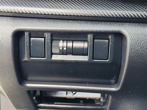 Used 2024 Subaru Crosstrek 2.0i Premium w/ Popular Package #3 image 21