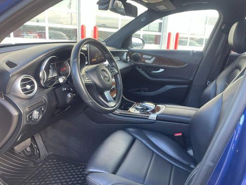 Used 2018 Mercedes-Benz GLC 300 4MATIC image 22