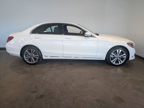 Used 2019 Mercedes-Benz C 300 4MATIC Sedan image 6